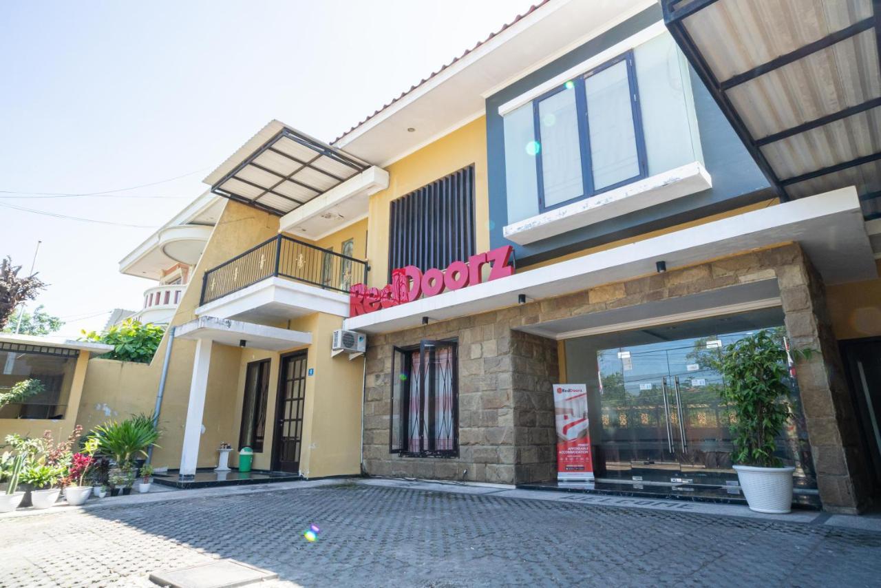 Reddoorz Syariah Near Marvel City Mall 2 Surabaya Luaran gambar