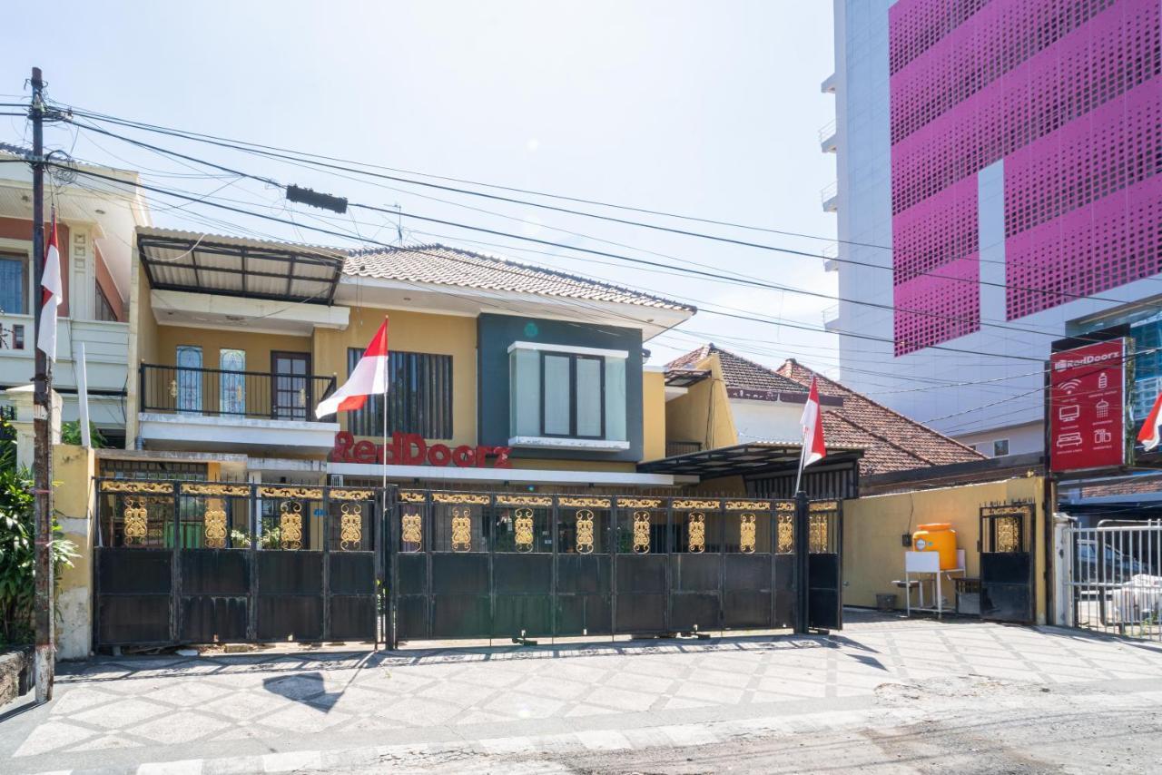 Reddoorz Syariah Near Marvel City Mall 2 Surabaya Luaran gambar