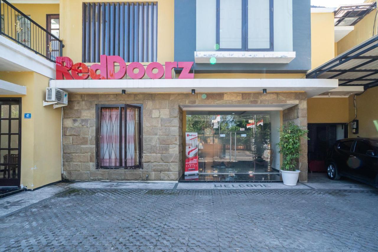 Reddoorz Syariah Near Marvel City Mall 2 Surabaya Luaran gambar