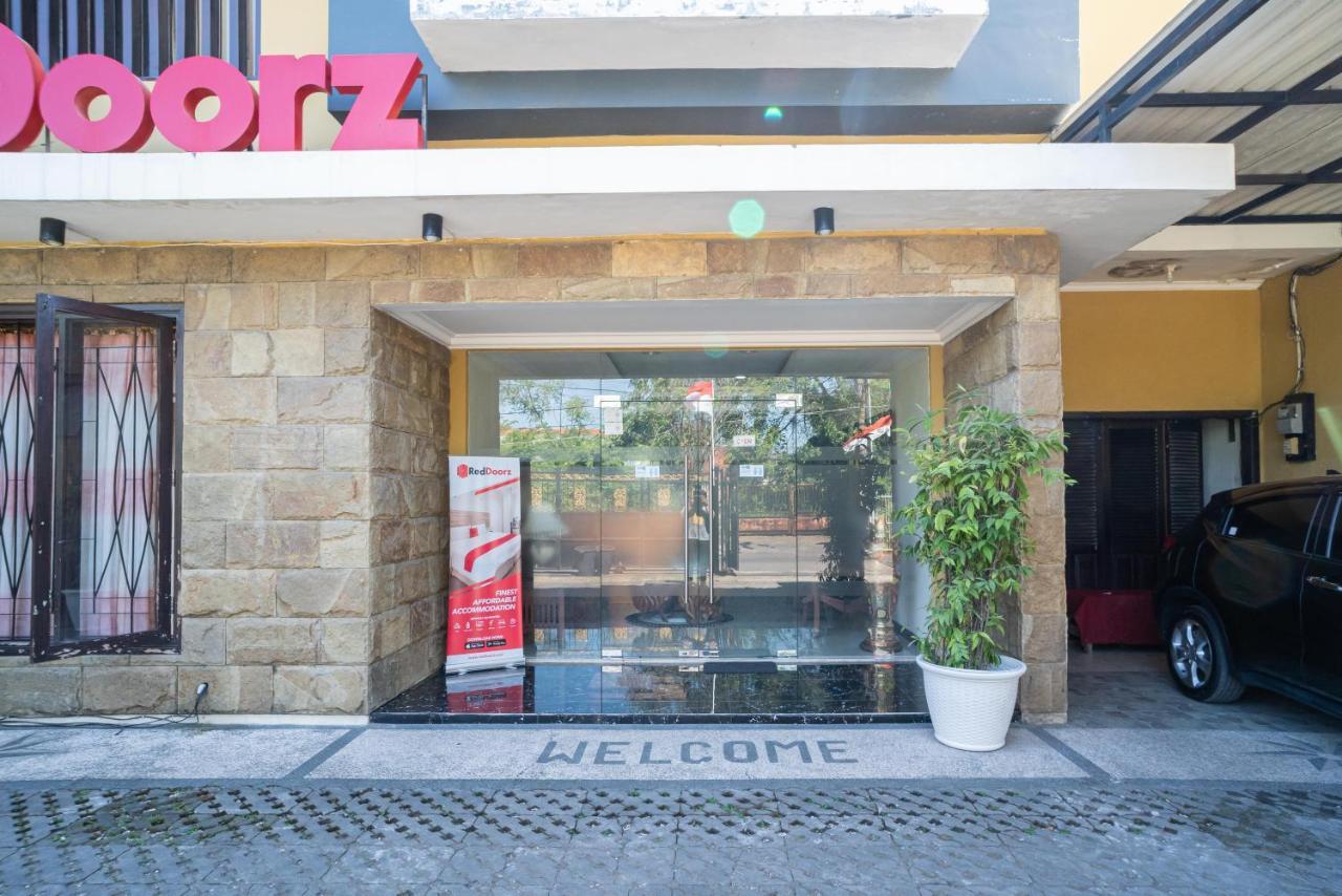 Reddoorz Syariah Near Marvel City Mall 2 Surabaya Luaran gambar