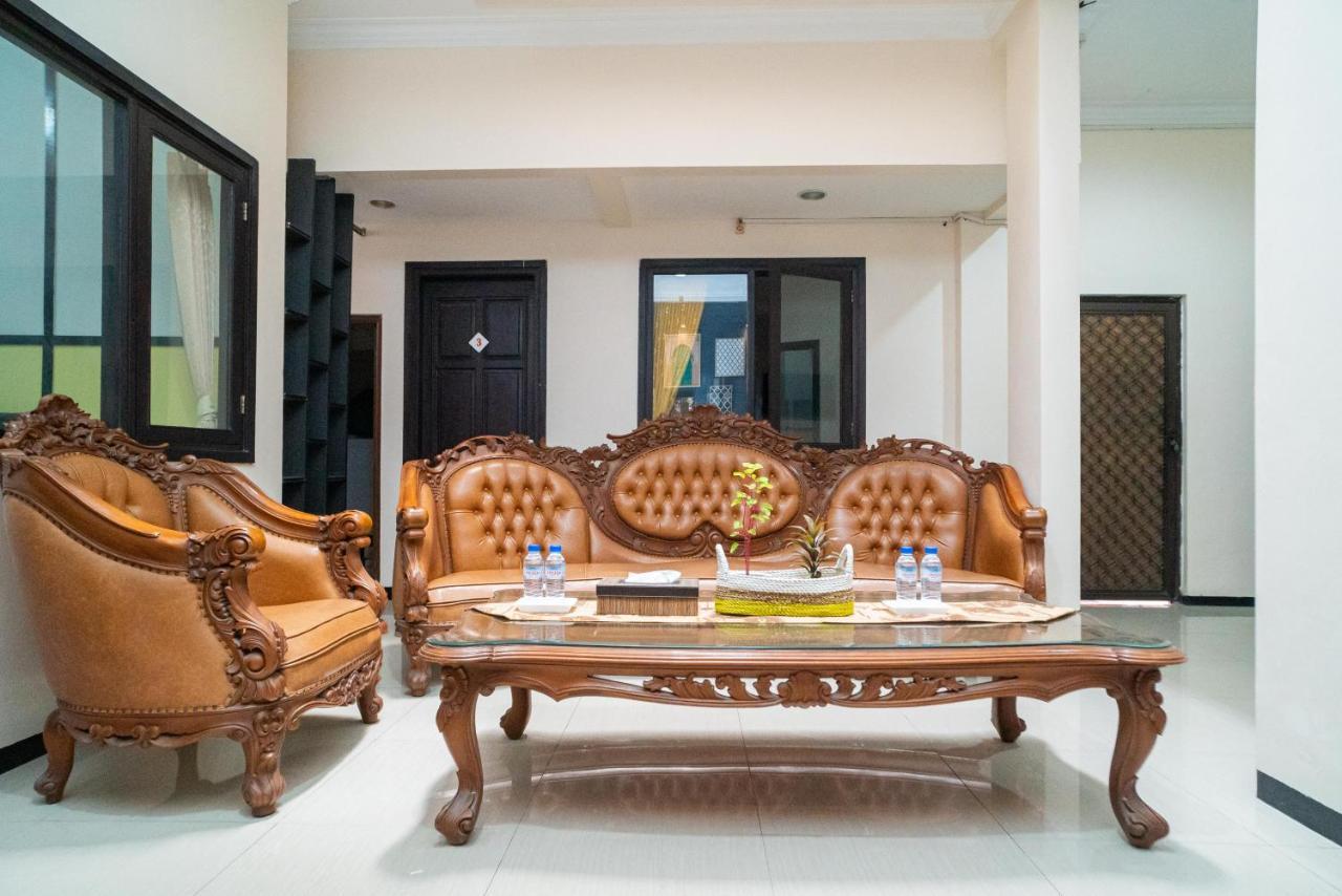 Reddoorz Syariah Near Marvel City Mall 2 Surabaya Luaran gambar