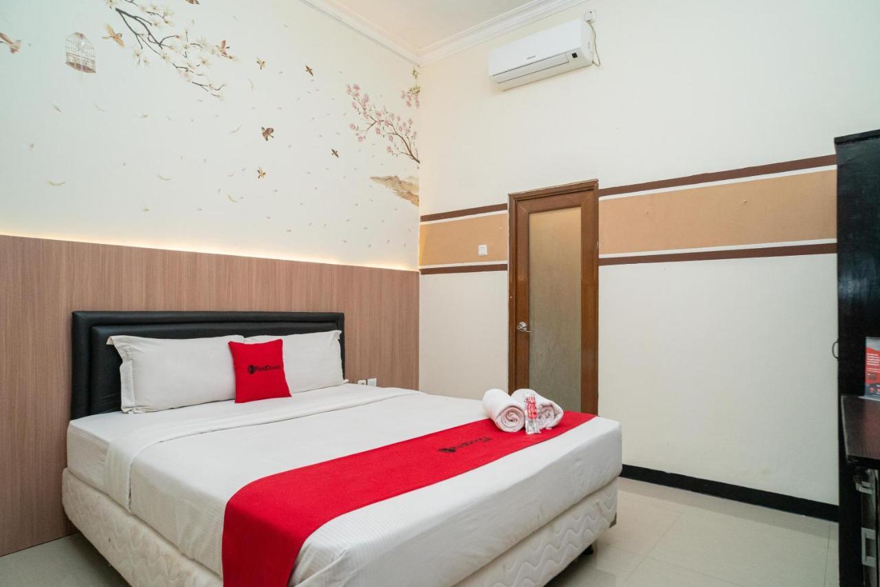 Reddoorz Syariah Near Marvel City Mall 2 Surabaya Luaran gambar