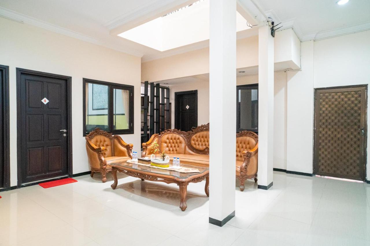 Reddoorz Syariah Near Marvel City Mall 2 Surabaya Luaran gambar